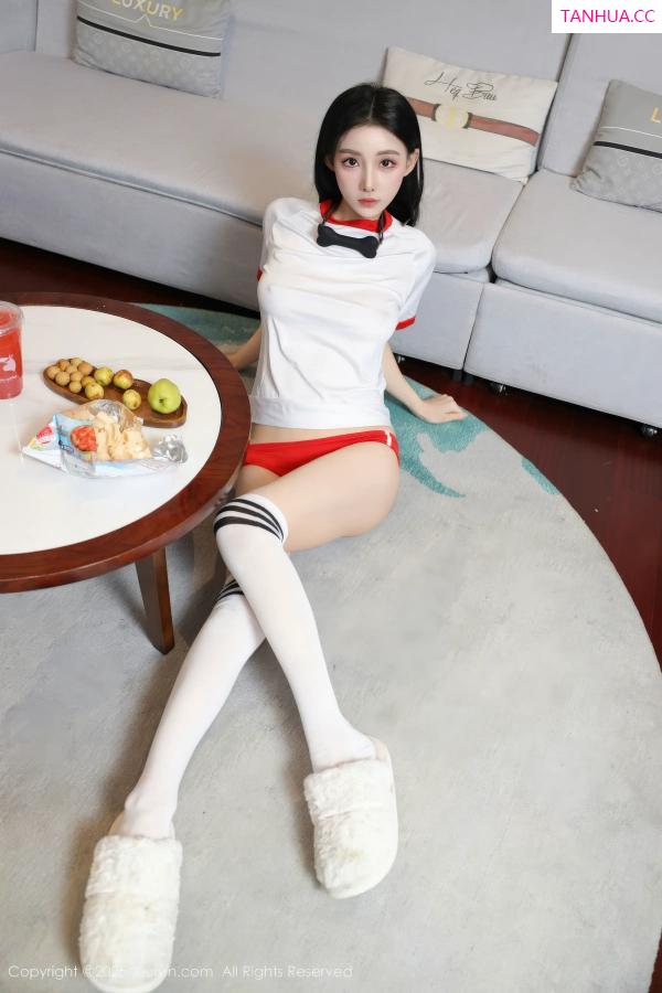   [XiuRen]高清写真图 2025.12.16 No.11110 许微微呀 情趣捆绑第13张图片